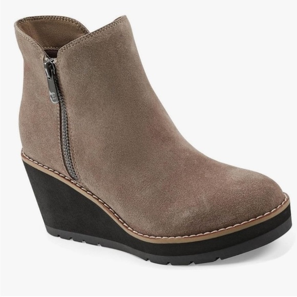 Easy Spirit Shoes - Easy Spirit Taupe and Black Wedge Boots NWOB Sz 6.5